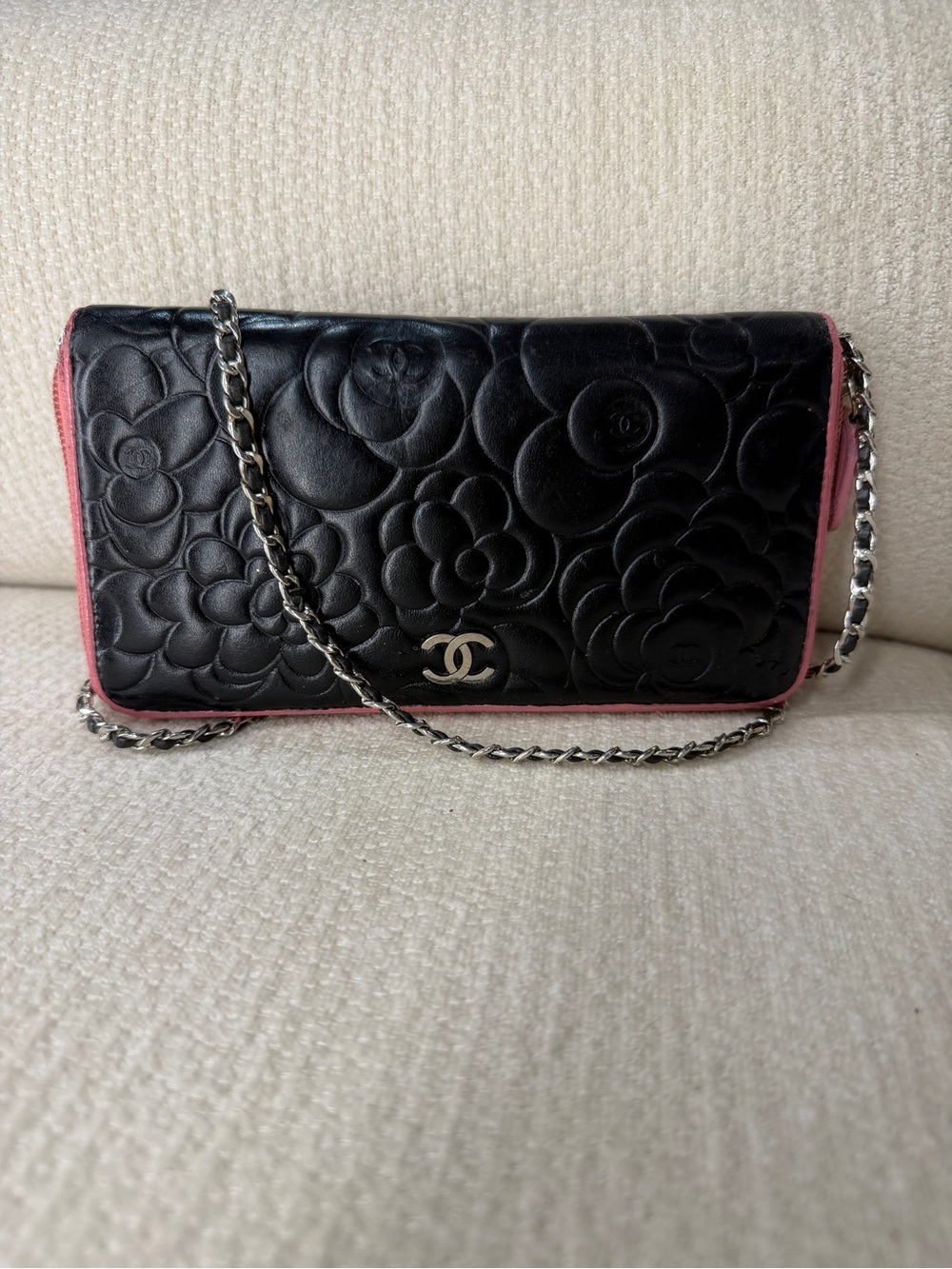 CHANEL Black Quilted Camellia Crossbody with Pink Trim